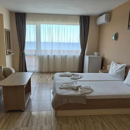 Hotel Family Alfa 3*