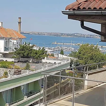 Ξενοδοχείο Family Alfa